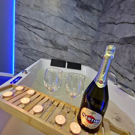 Centrum Jacuzzi Prywatny Parking Klimatyzacja 5 Radom Exterior photo